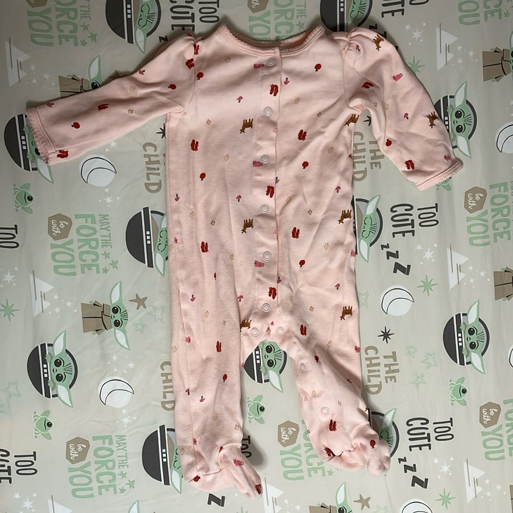 🛍️ Carter’s Button Sleeper